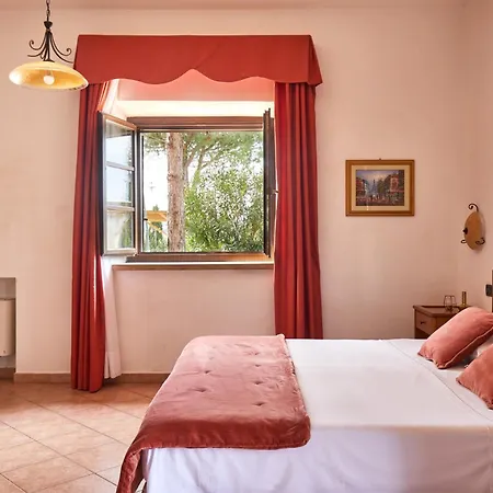 ホテル Fattoria Belvedere 4*