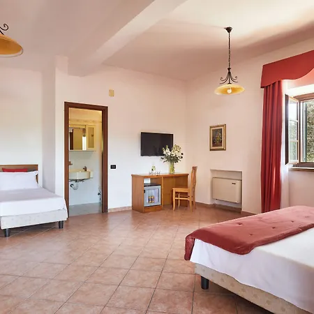 Fattoria Belvedere ホテル 4*